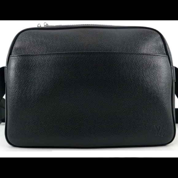 ❤️ Louis Vuitton Taiga Reporter - Picture 2 of 9